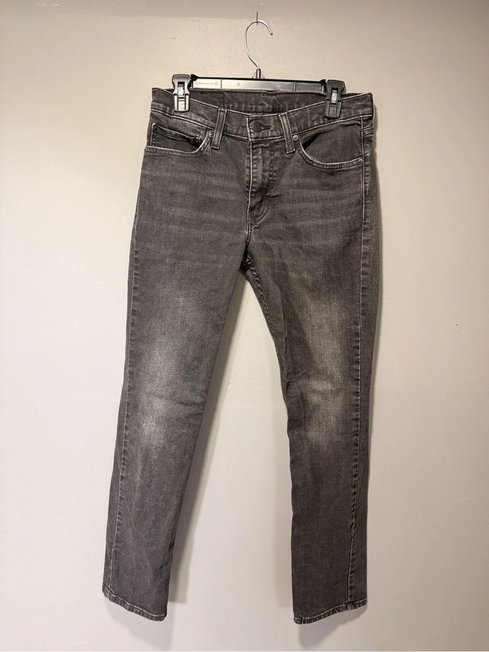 Levis clean slim